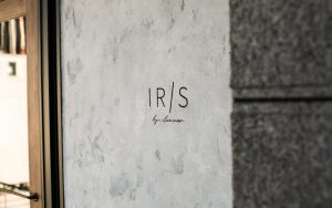 兵庫 大阪 塚口 髪質改善ヘアサロン IRIS アイリス イリス 真鍮 古材 美容室 美容院の新規開業・独立 店舗 設計 内装 業者 外装 工事 空間デザイン 広告 集客 求人 人気 ローコスト 物件 激安 リノベーション リフォーム デザイナーズ カフェ 美容室施工 ハイセンス おしゃれ 新店舗 美容師 年収 失敗 成功 給料 儲かる 建築 坪単価 モルタル 人気 評判 大阪 京都 奈良 和歌山 神戸
