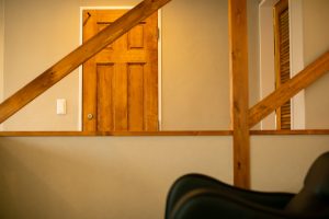 奈良郡山市 relier｜大阪・奈良・兵庫・神戸対応の美容室・美容院内装施工事例美容室 美容院 大阪 奈良 兵庫 神戸 内装 工務店 美容院・美容室の独立開業なら「一回で違いがわかる空間デザイン会社」BRIDGE DESIGNWORK'S ブリッジデザインワークスにお任せください。関西（大阪、奈良、神戸、兵庫、京都）を中心に世界最高峰の店舗デザイン、設計、施工（内装・外装工事）をご提供しています。 独立 成功 失敗 美容師 年収 1人 ひとり